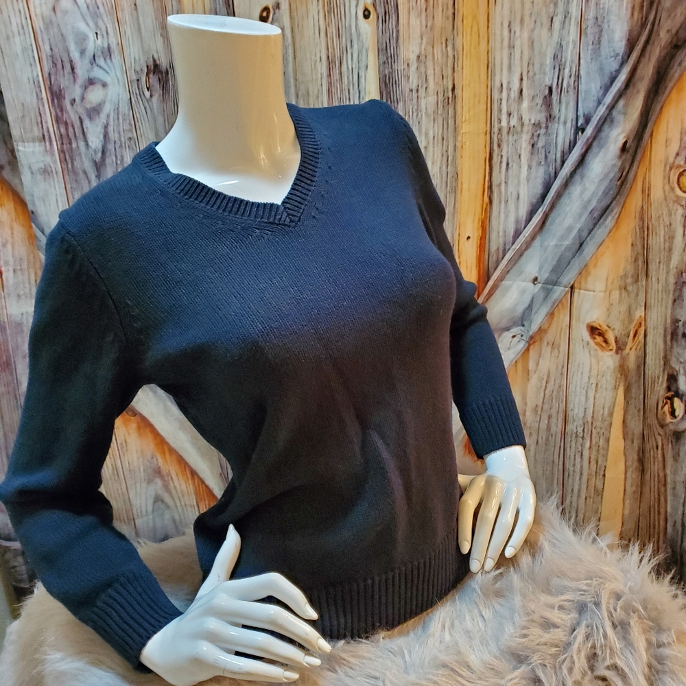 Dark blue women's thick sweater